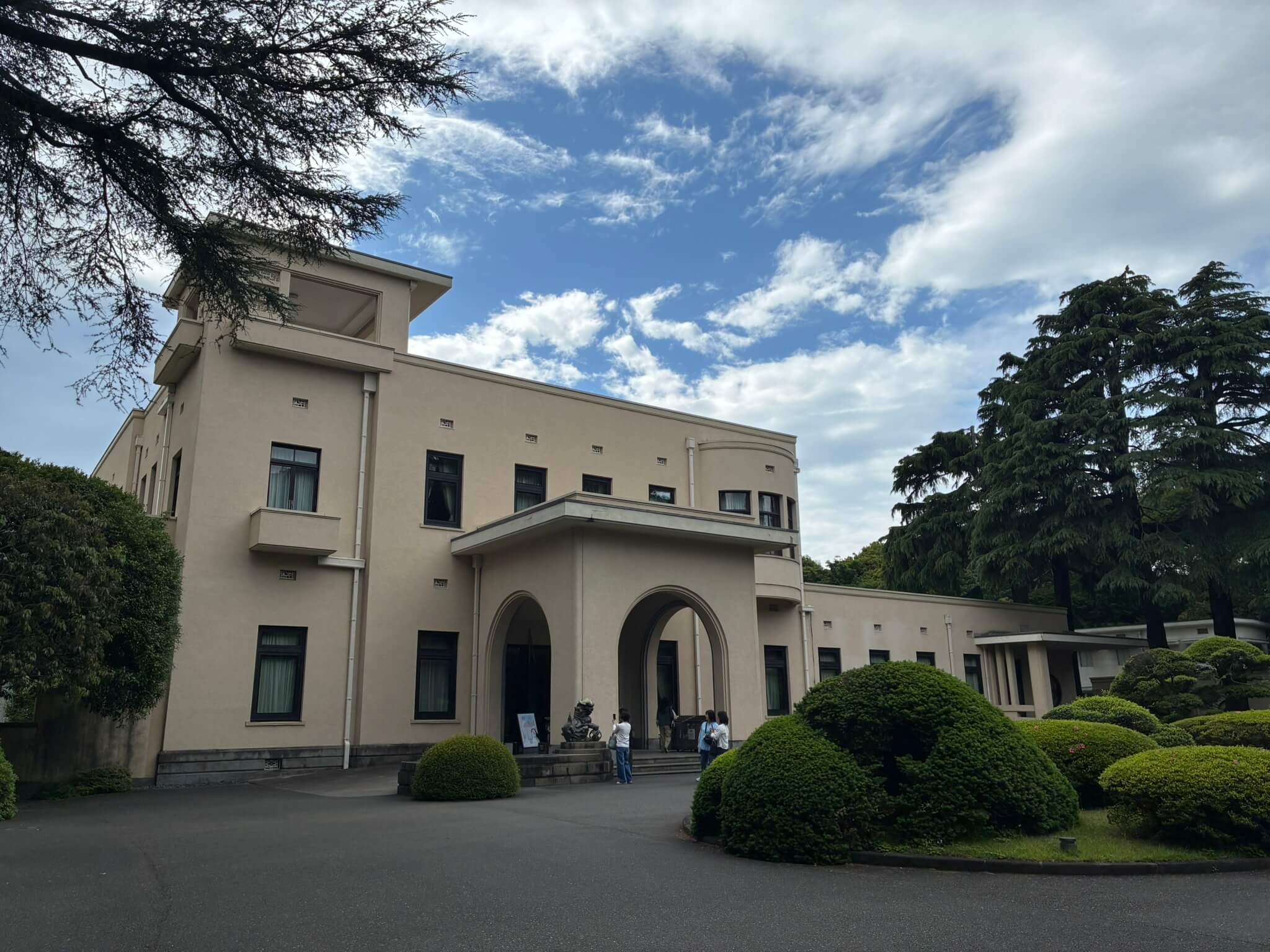 京都庭園美術館（旧朝香宮）正面